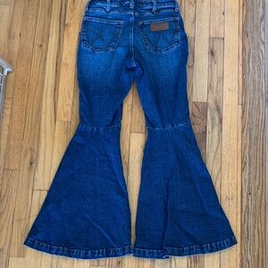 Wrangler Retro High Rise Flare Blue Denim Cowgirl Bootcut Jeans 5-Pocket EUC